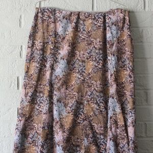 Long lightweight corduroy skirt